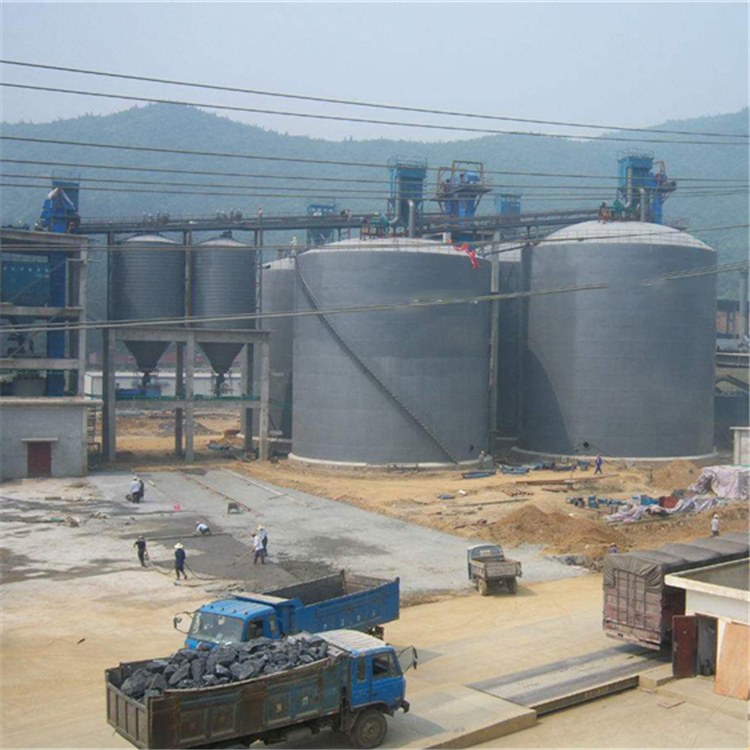 日喀则水泥钢板仓2座3000吨青岛项目进入施工